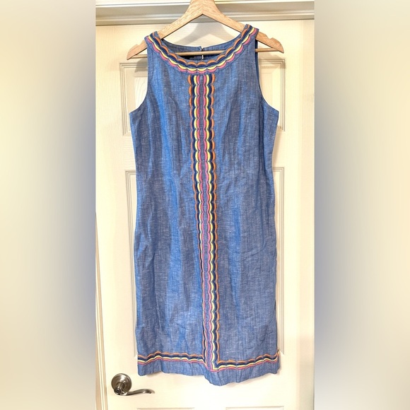 Talbots linen scallop detail shift dress, embroidered chambray - Picture 4 of 10